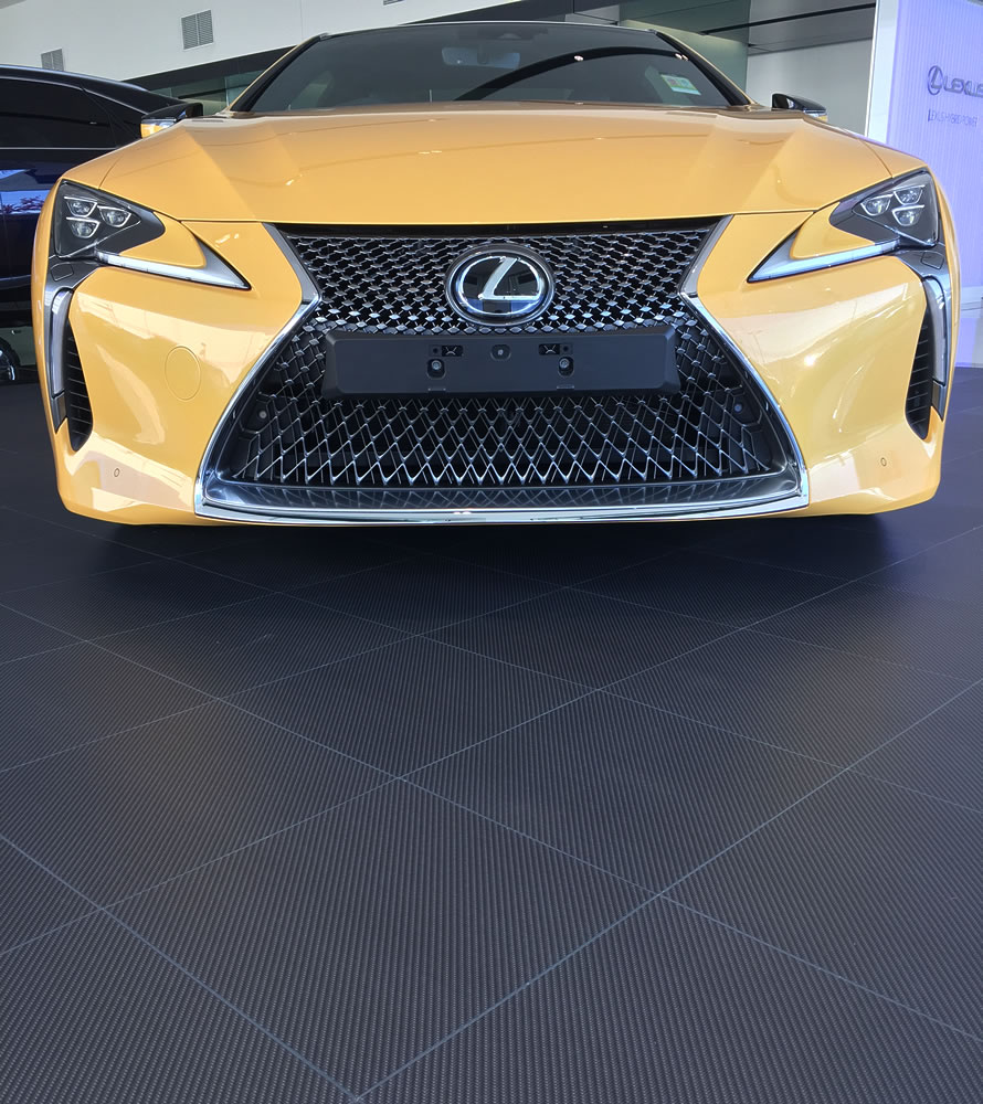Lexus close carbon