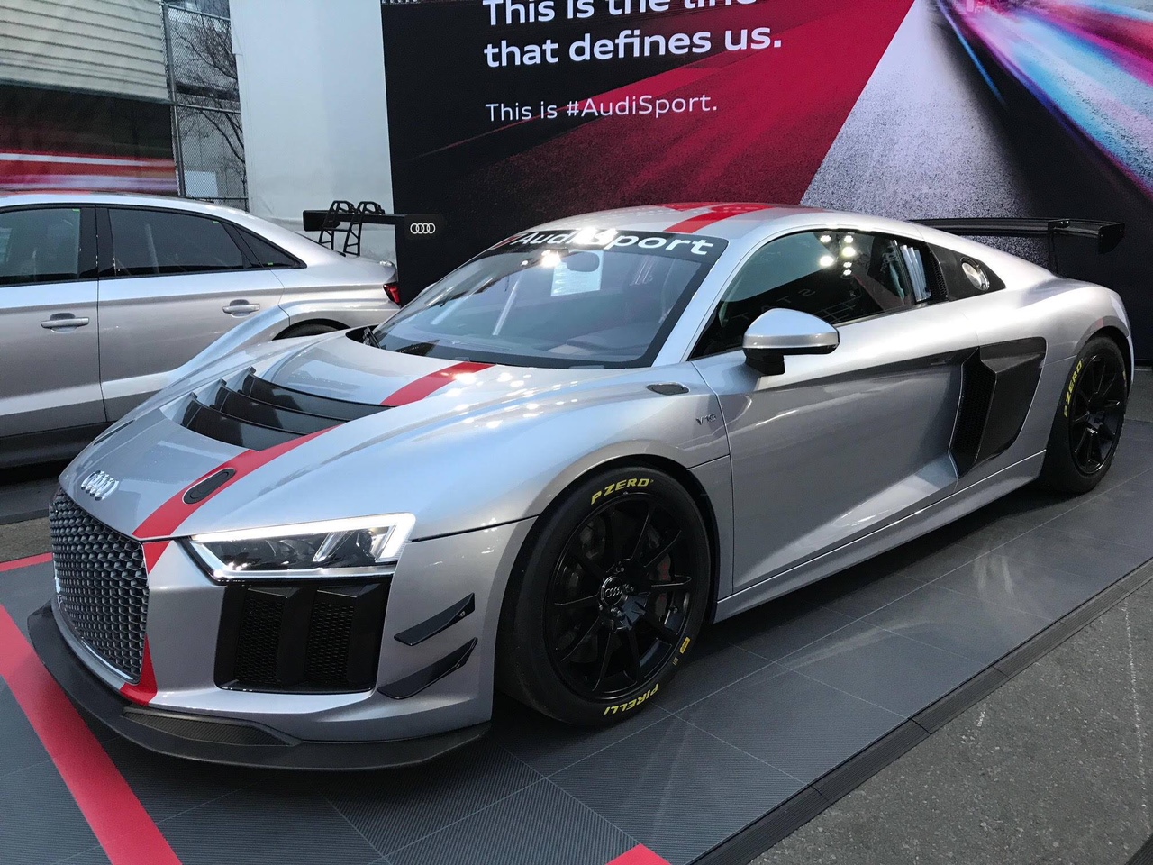 Carbon Audi